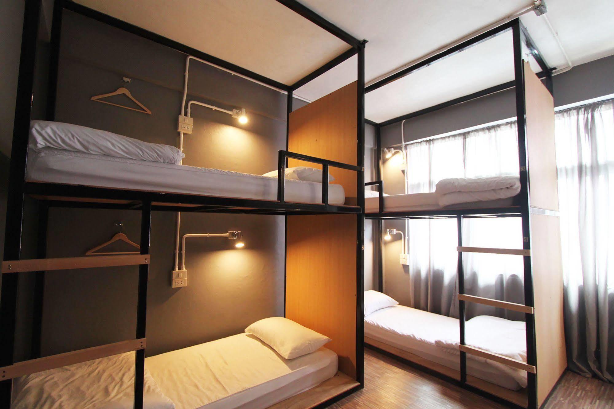 The Backpack Hostel Bangkok Eksteriør billede